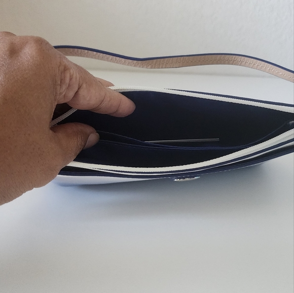 Coach new blue and white ombre wristlet - Picture 3 of 12